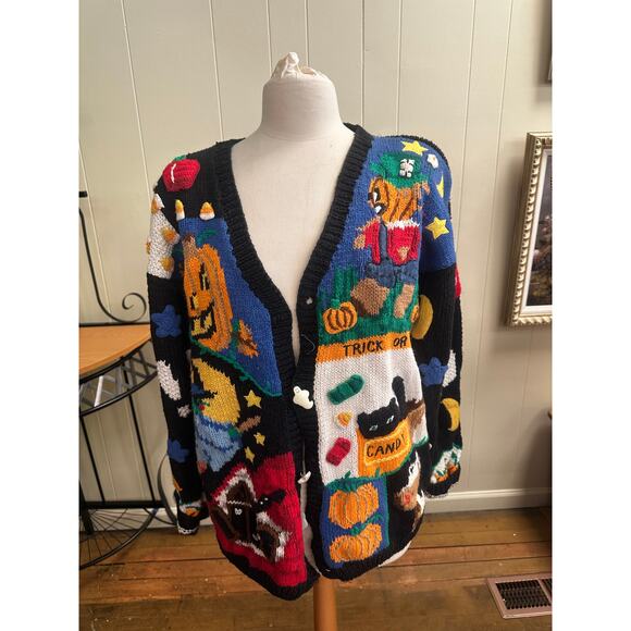 Eagle eye Halloween Women’s Sweater Hand Made - Picture 6 of 8